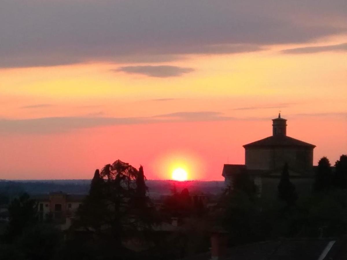 Michela Bb & Relais Bed & Breakfast Lonato Exterior photo